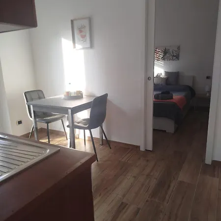 Bilocale Project 2 Apartment Novara